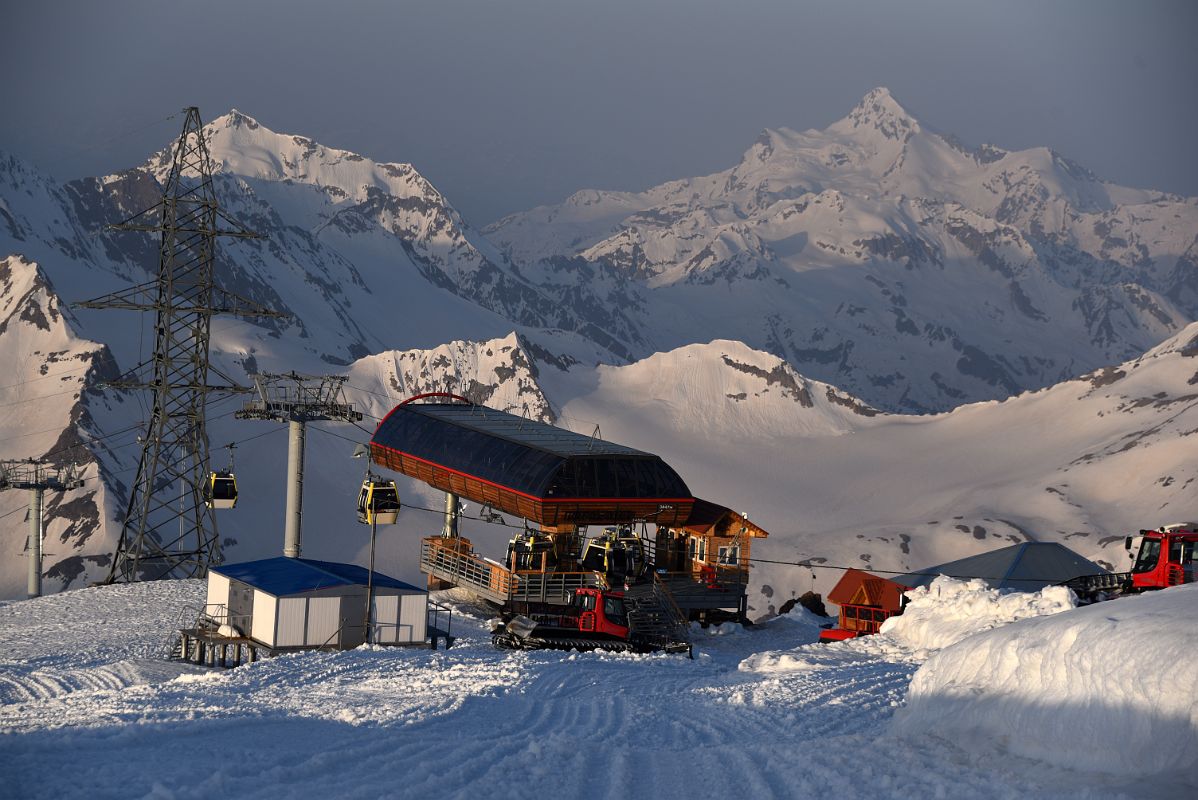 07A-Garabashi-Cable-Car-Station-3847m-With-Mount-Shdavleri-On-Mount-Elbrus-Climb